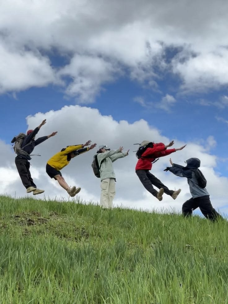 Creators travelling together